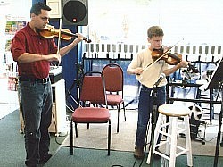 ALVARO ROJAS VIOLIN